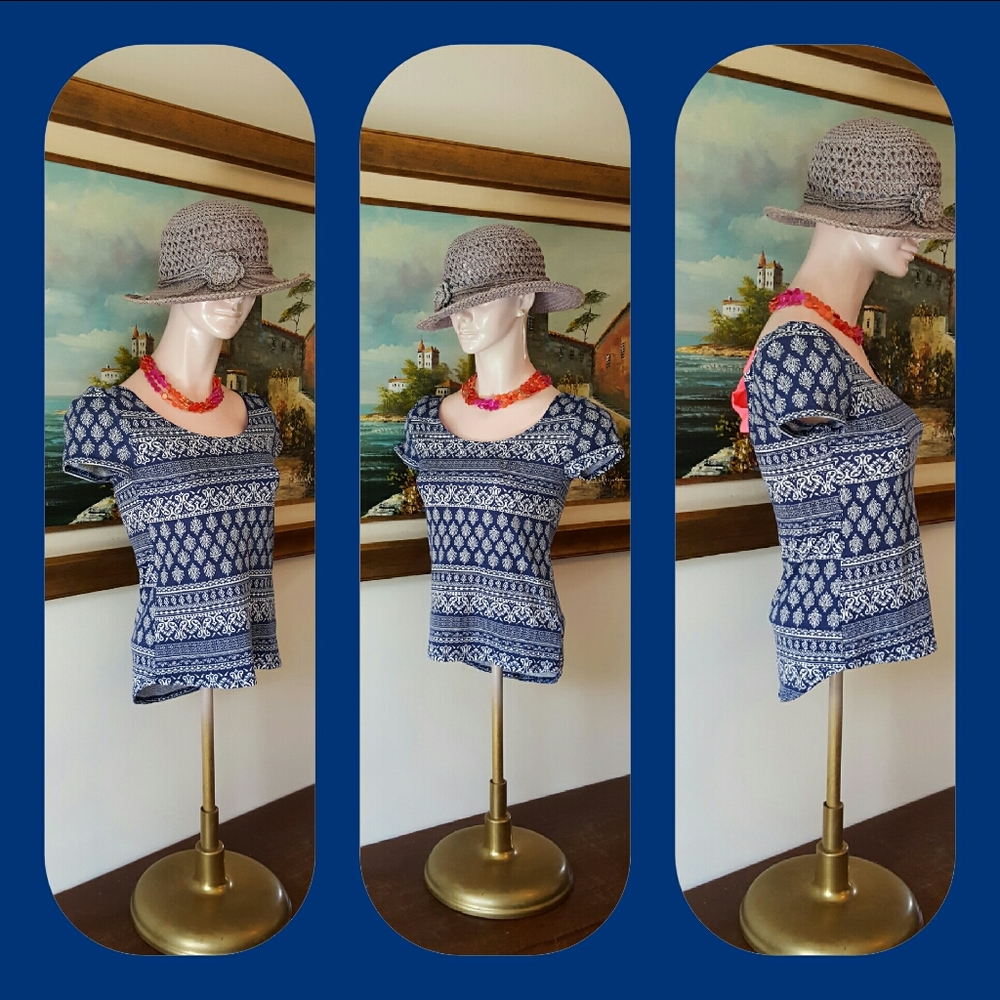 NWOT Bella D Bow back Top - Picture 2 of 7